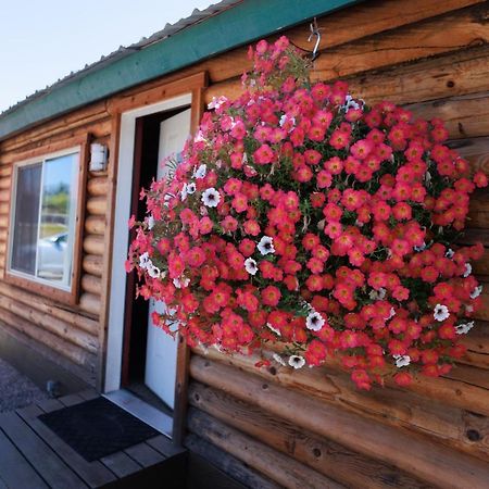 Big Medicine Cabins Saint Ignatius Exterior foto